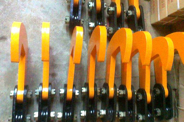 鋼板鉗發貨前檢查