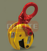 為了安全，去除鋼板鉗身上的污垢死角